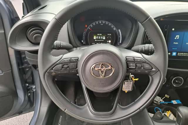 Toyota Aygo (2024) thumbnail 11