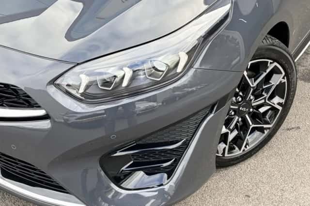 Kia Proceed (2024) thumbnail 2