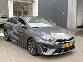 Kia Proceed (2024) thumbnail 4