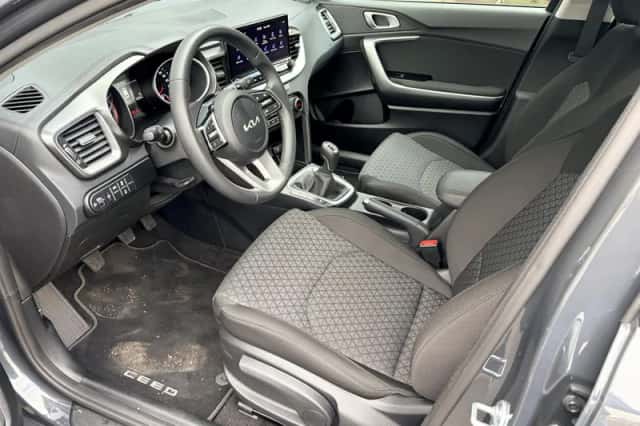 Kia Ceed Sportswagon (2025) thumbnail 8
