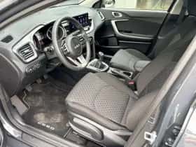 Kia Ceed Sportswagon (2025) thumbnail 8