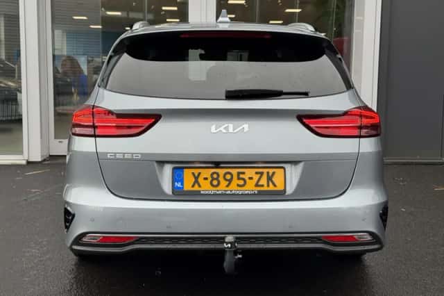 Kia Ceed Sportswagon (2024) thumbnail 5