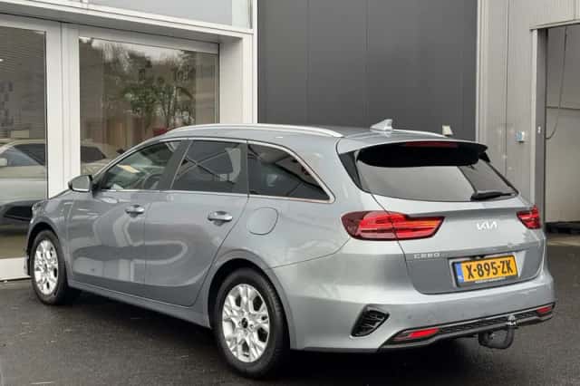 Kia Ceed Sportswagon (2024) thumbnail 6