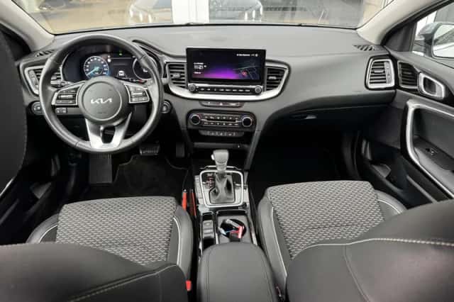 Kia Ceed Sportswagon (2024) thumbnail 8