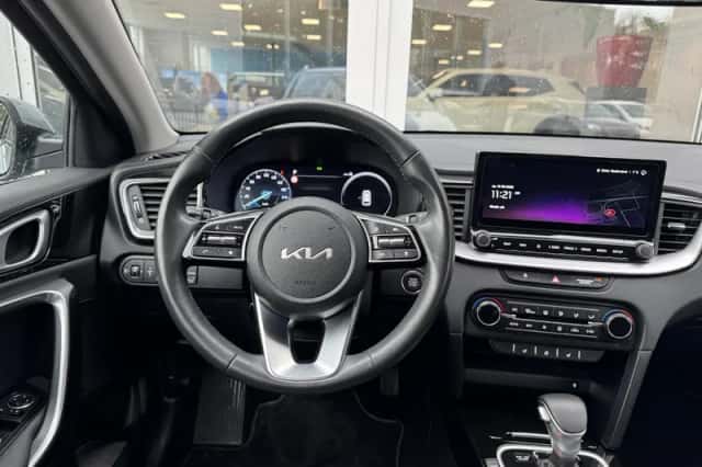 Kia Ceed Sportswagon (2024) thumbnail 9
