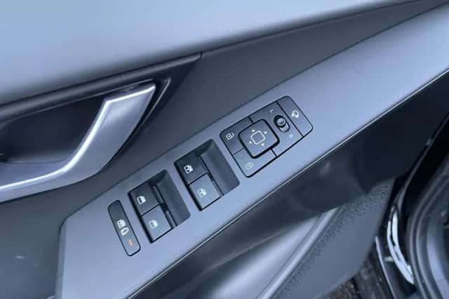 Kia Niro (2025) thumbnail 26