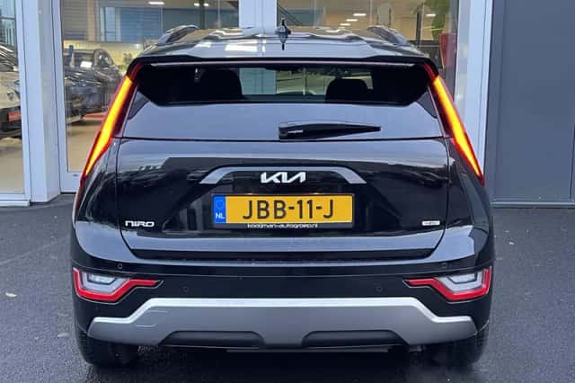 Kia Niro (2025) thumbnail 5