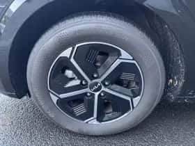 Kia Niro (2025) thumbnail 8