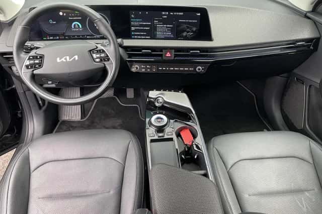 Kia EV6 (2024) thumbnail 11