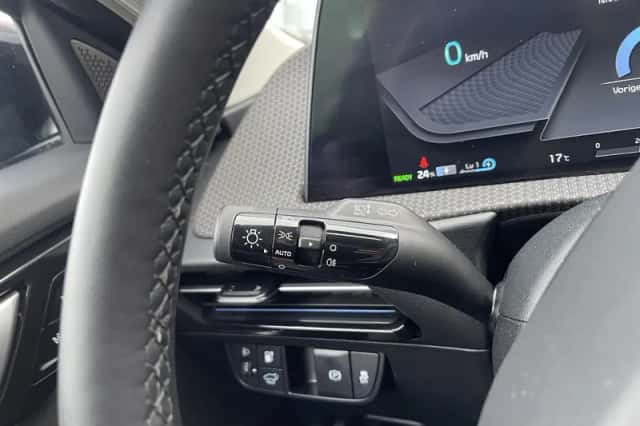 Kia EV6 (2024) thumbnail 16