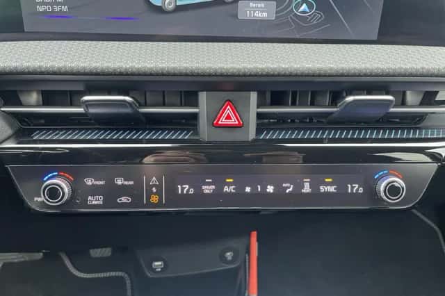 Kia EV6 (2024) thumbnail 25
