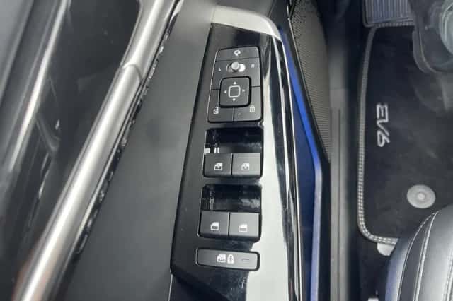 Kia EV6 (2024) thumbnail 35