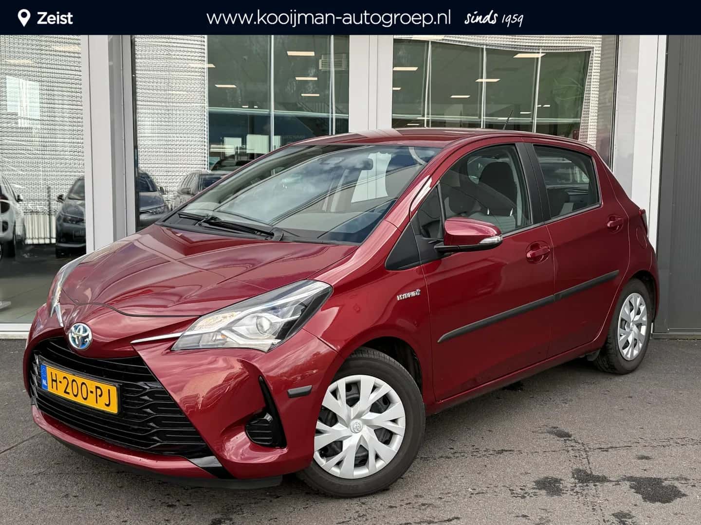Toyota Yaris (2020) — foto 1