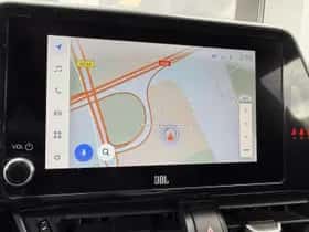 Toyota C-HR (2022) thumbnail 16