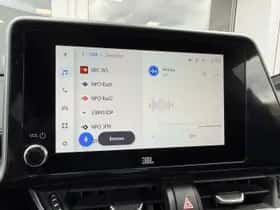 Toyota C-HR (2022) thumbnail 17