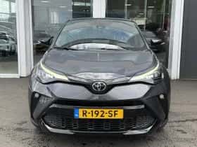 Toyota C-HR (2022) thumbnail 3