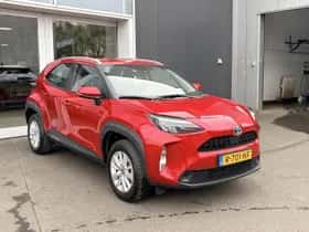 Toyota Yaris Cross (2022) thumbnail 2