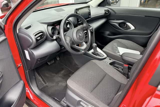 Toyota Yaris Cross (2022) thumbnail 8