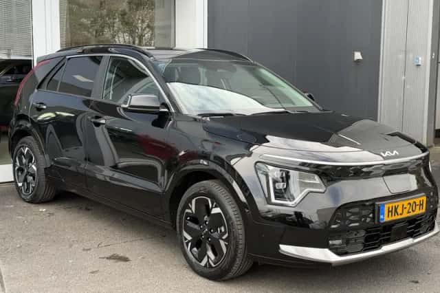 Kia Niro EV (2025) thumbnail 3