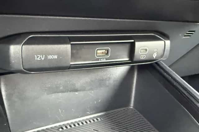 Kia Niro EV (2025) thumbnail 23