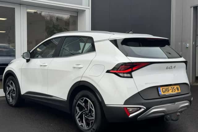 Kia Sportage (2024) thumbnail 6