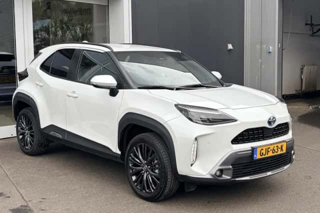 Toyota Yaris Cross (2023) thumbnail 2