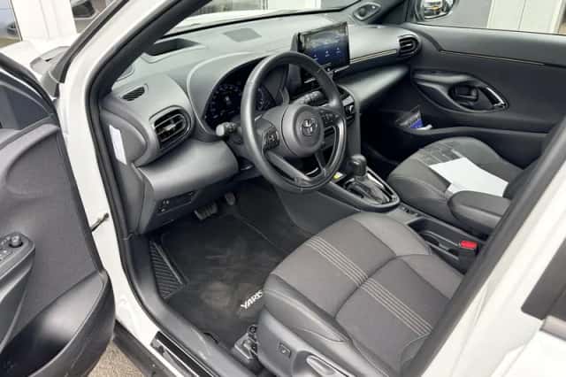 Toyota Yaris Cross (2023) thumbnail 11