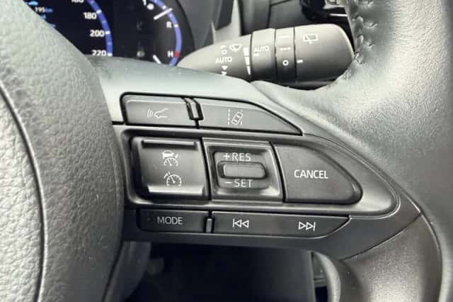 Toyota Yaris Cross (2023) thumbnail 17