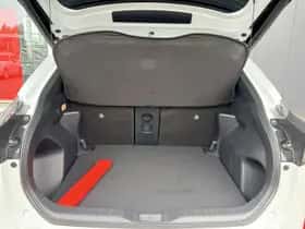 Toyota Yaris Cross (2023) thumbnail 34