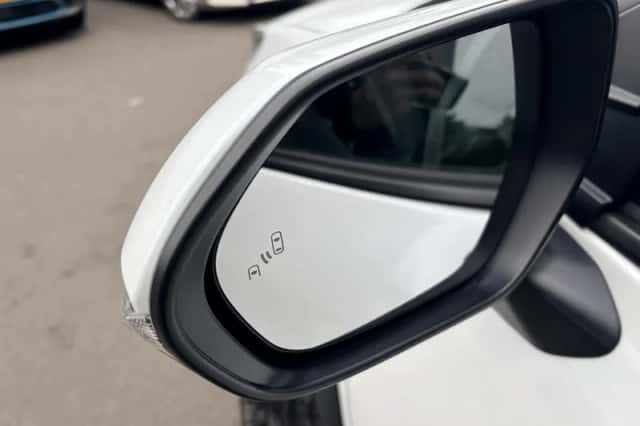 Toyota Yaris Cross (2023) thumbnail 10