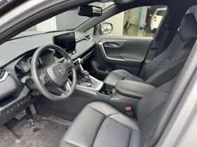 Toyota RAV4 (2024) thumbnail 11