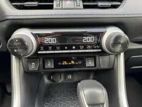 Toyota RAV4 (2024) thumbnail 17