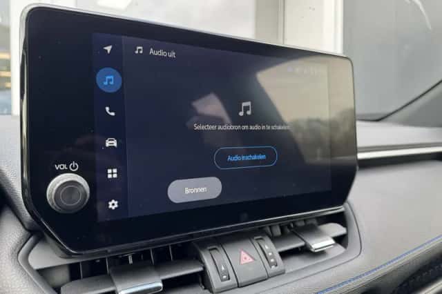 Toyota RAV4 (2024) thumbnail 23