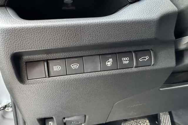 Toyota RAV4 (2024) thumbnail 25