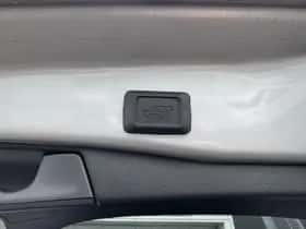 Toyota RAV4 (2024) thumbnail 28