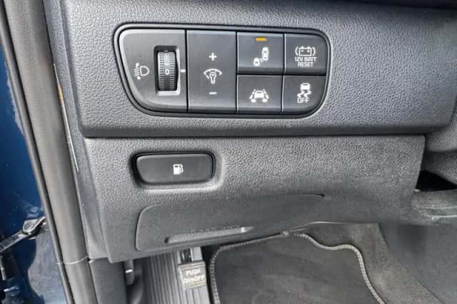 Kia Niro (2018) thumbnail 22