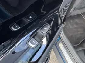 Kia Niro (2018) thumbnail 25