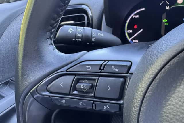 Toyota Yaris Cross (2022) thumbnail 14