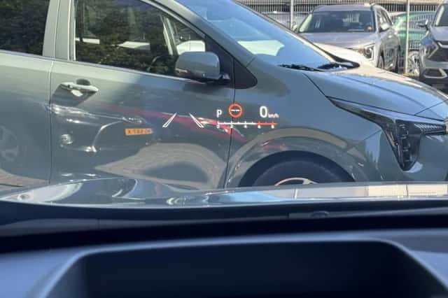 Toyota Yaris Cross (2022) thumbnail 17