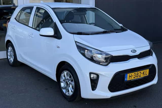 Kia Picanto (2020) thumbnail 2