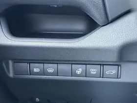 Toyota RAV4 (2024) thumbnail 13