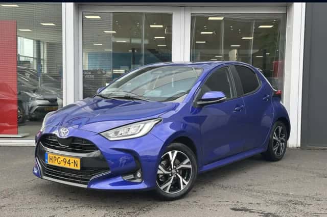 Toyota Yaris (2025) thumbnail 1
