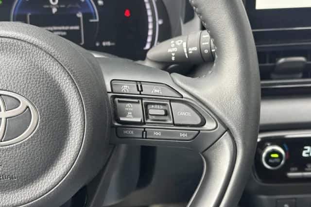 Toyota Yaris (2025) thumbnail 14