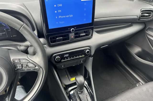 Toyota Yaris (2025) thumbnail 15
