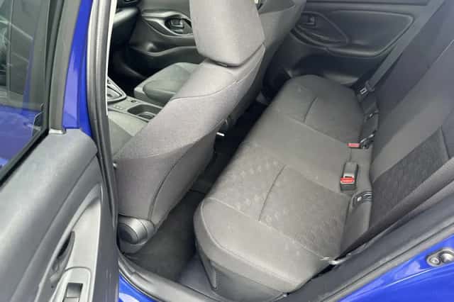 Toyota Yaris (2025) thumbnail 10