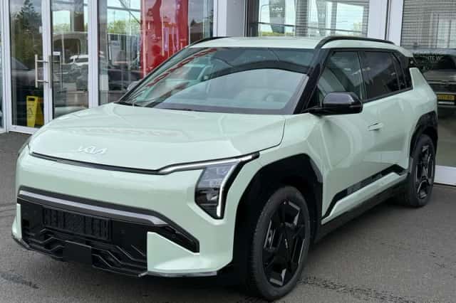 Kia EV3 (2026) thumbnail 3