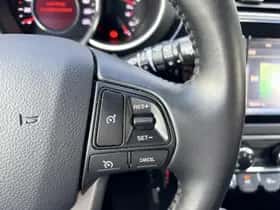 Kia Rio (2017) thumbnail 24