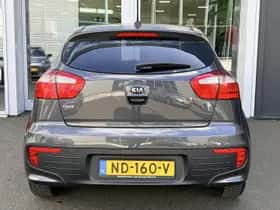 Kia Rio (2017) thumbnail 7