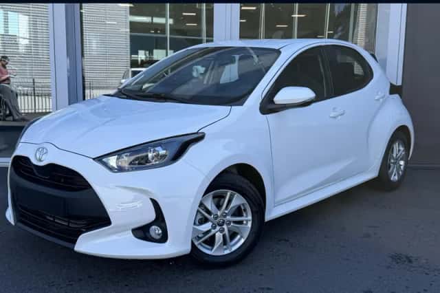 Toyota Yaris (2026) thumbnail 1