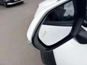 Toyota Yaris Cross (2022) thumbnail 8